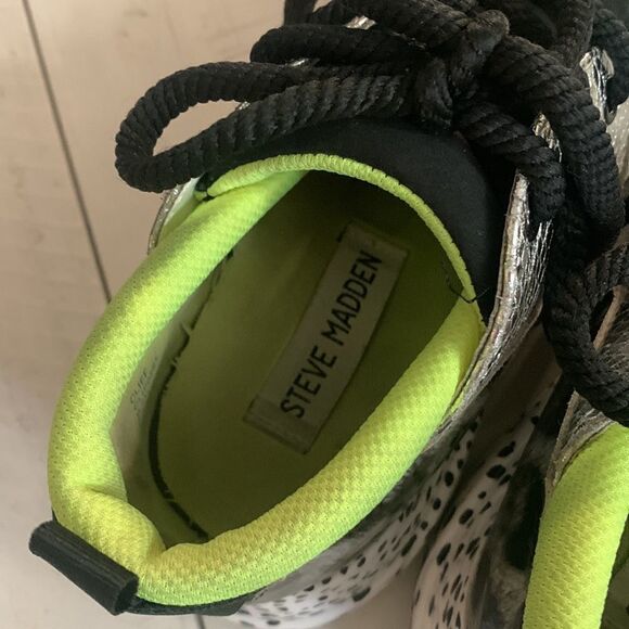 Steve Madden Cliff Neon Green Sneakers - Picture 7 of 10